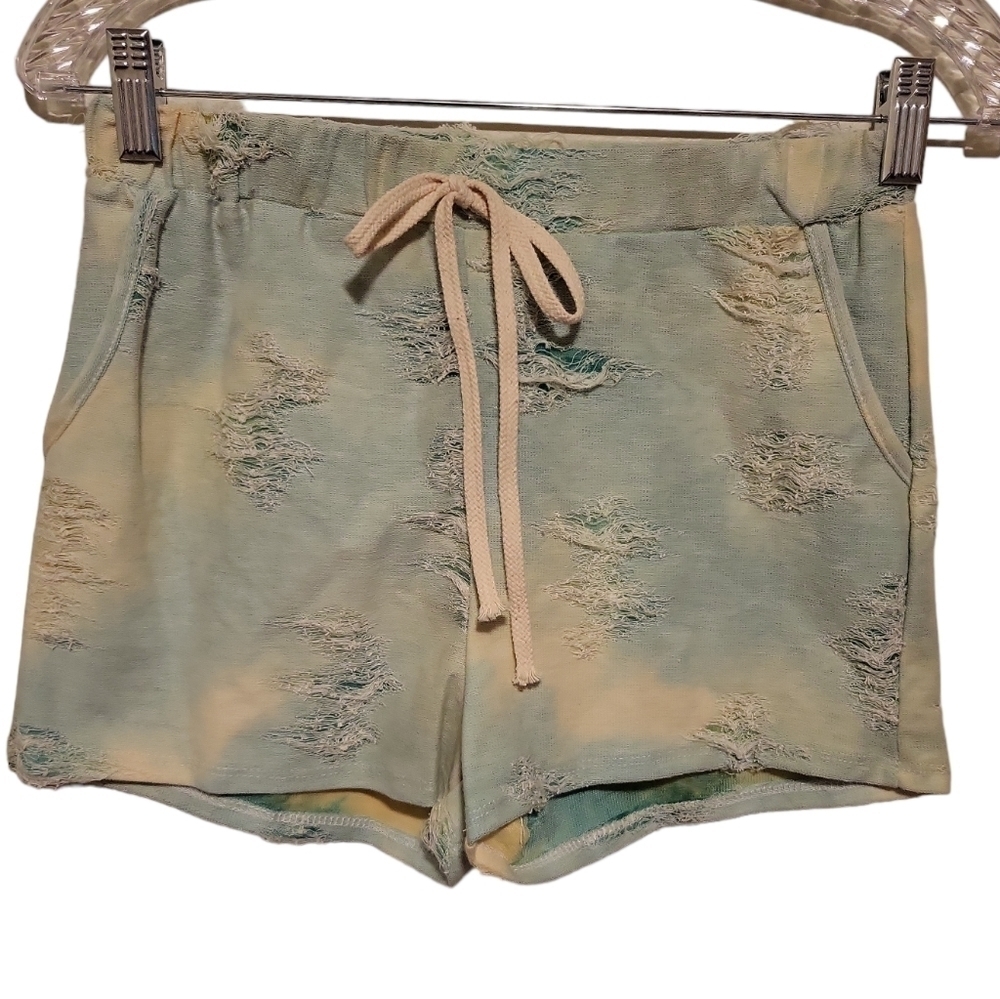 NWOT KTOO Women's Ripped Shorts (Size S)